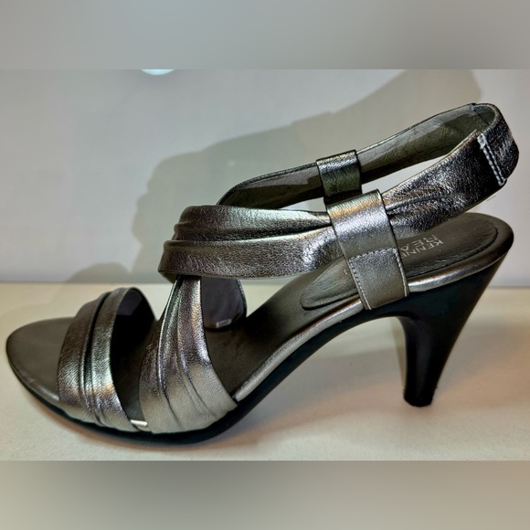 Kenneth Cole Reaction leather Heels Silver Metallic Women’s Shoe 7 - Picture 9 of 16
